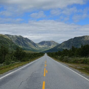 Photo of mountain road in Hemsedal, Norway.