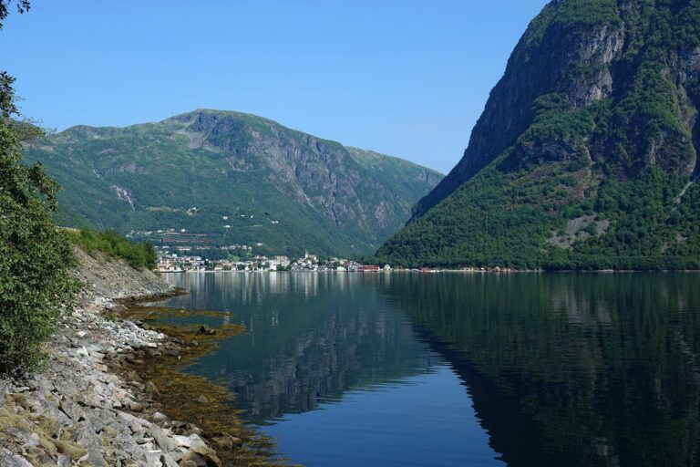 Photo of Høyanger by the fjord in Vestland, Norway.