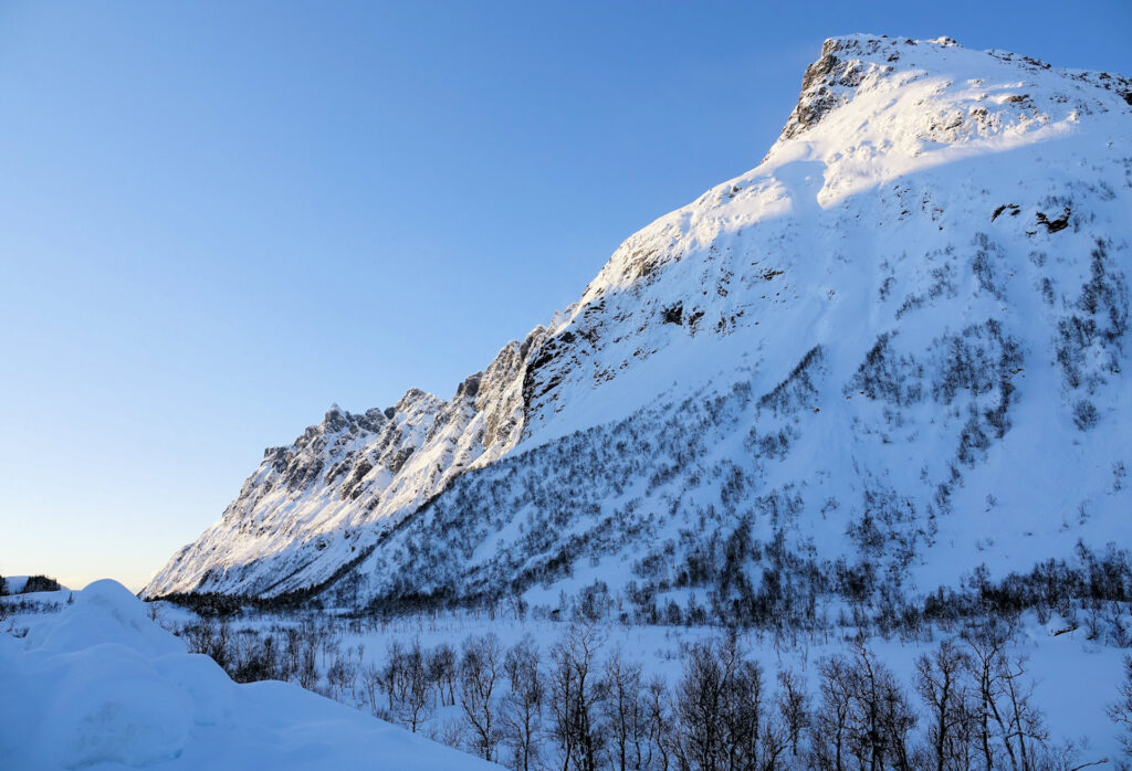 Photo of Møysalen mountains in winter.
