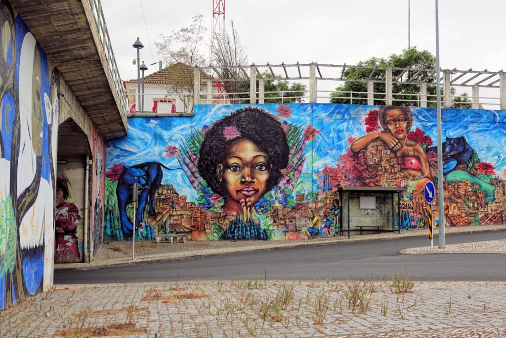 Photo of street art in Sacavem, Lisbon, Portugal.