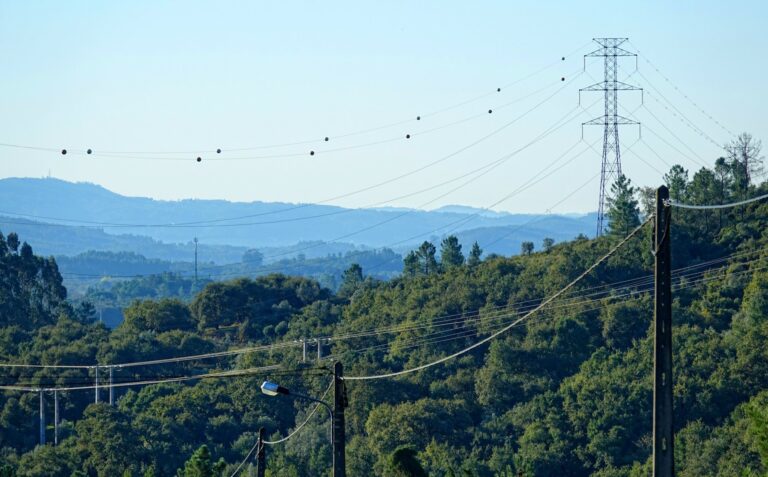 Photo of power lines all over Portugal.